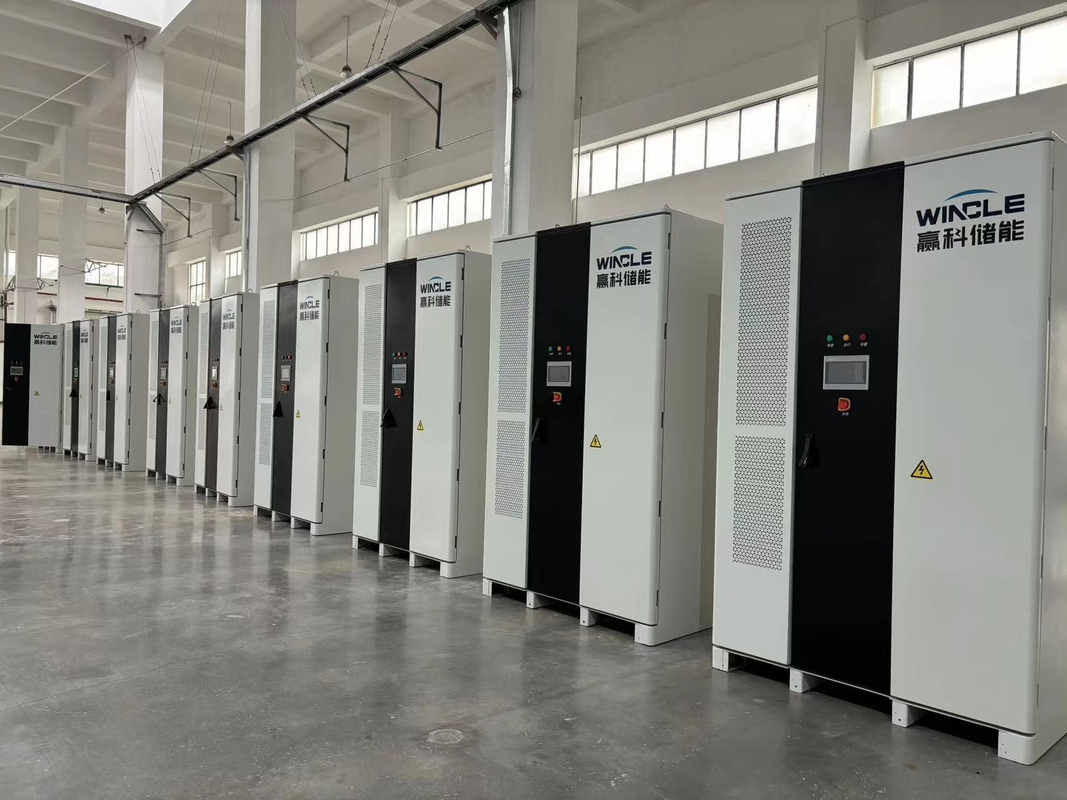 125kw 144KWh hohe Effizienz ALL IN ONE Flüssigkeit Kühl ESS Schrank für Stadt ESS und EV Ladung