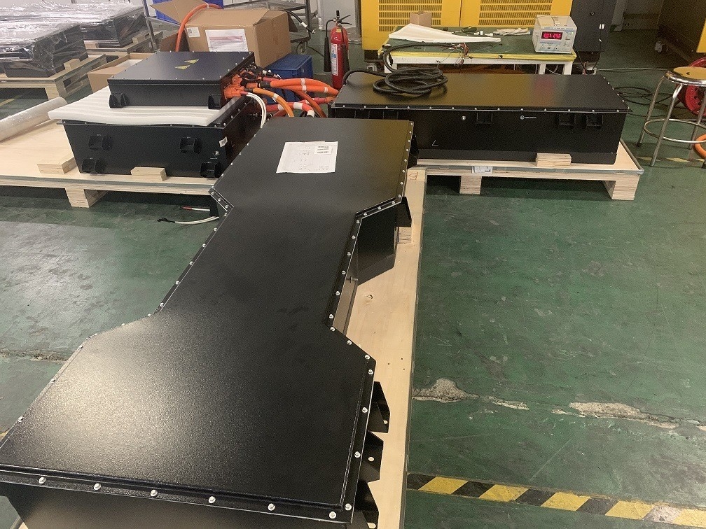 ECE R100 Spezialfahrzeugbatterie 120,96kwh Lithium-Ionen-Batteriesatz für Elektrowäscher