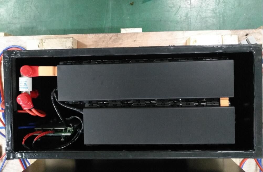 54.6V Abnehmbares Ladegerät NCM Material Batterie 6P13S für Motorrad und Roller